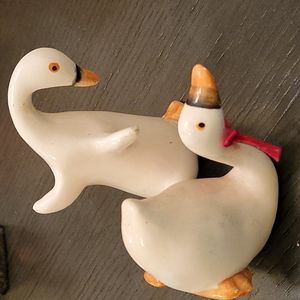 Vintage ceramic geese